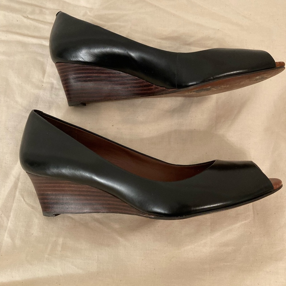Black open-toe wedge heel black slip on shoes
